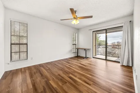 1202 Thorpe Lane 612 San Marcos TX 78666