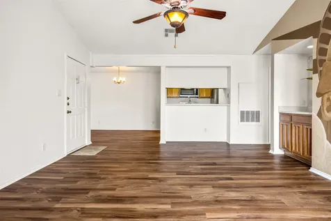 1202 Thorpe Lane 612 San Marcos TX 78666