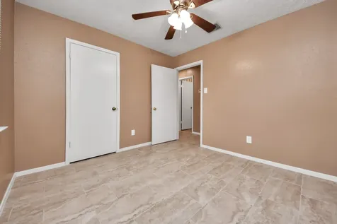 16425 Monte Carlo Lane Houston TX 77053