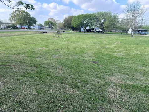 2118 Land Breeze Drive Baytown TX 77523