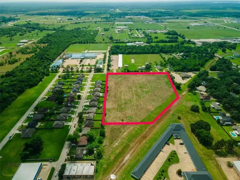 00 Karankawa Street Angleton TX 77515