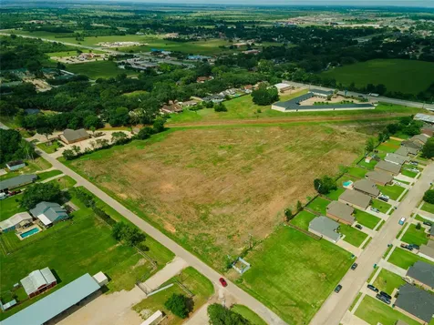 00 Karankawa Street Angleton TX 77515