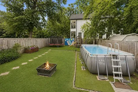 1007 E 32nd Street Houston TX 77022
