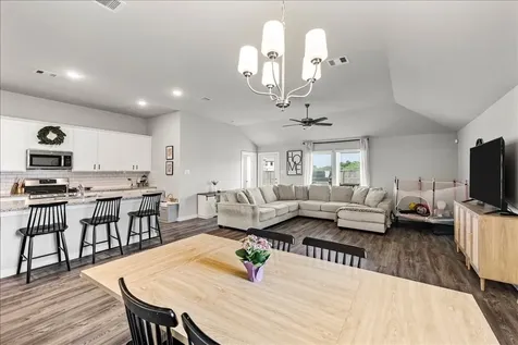 4901 Perennial Lane La Marque TX 77568