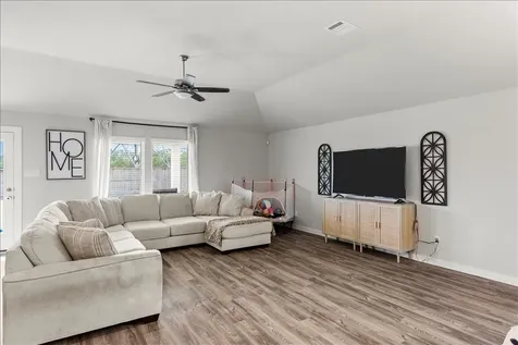 4901 Perennial Lane La Marque TX 77568