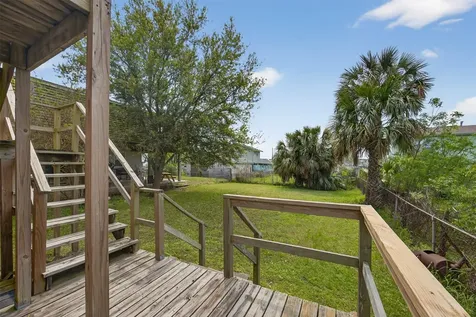 2115 Hollywood Avenue Galveston TX 77551