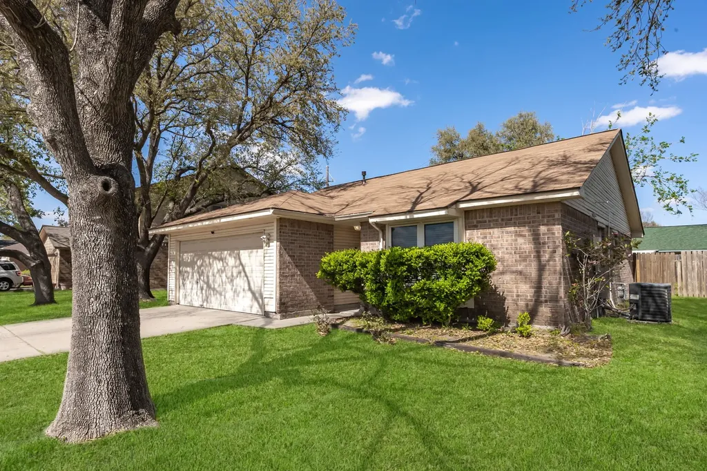 16206 Villa Del Norte Drive Houston TX 77073