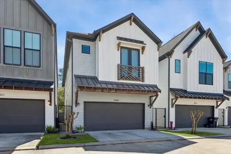 9009 Wellspring Drive Houston TX 77080