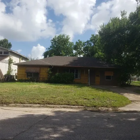 6102 Belcrest Street Houston TX 77033