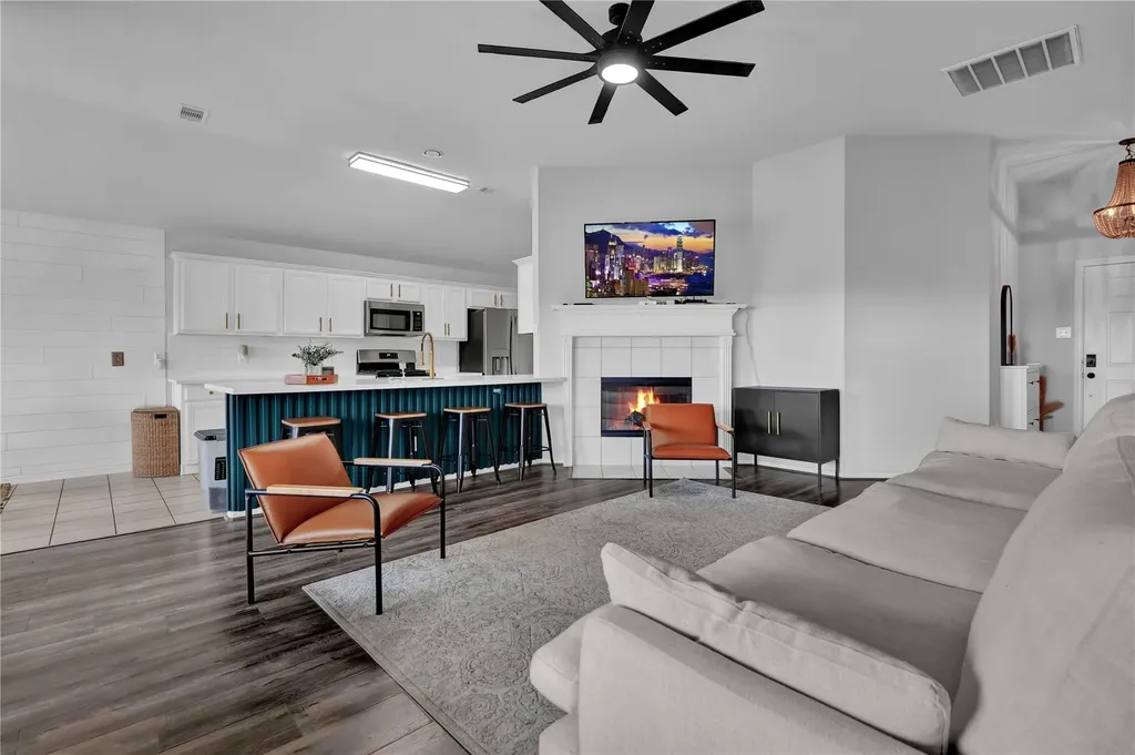 997 Hamilton Street Alvin TX 77511