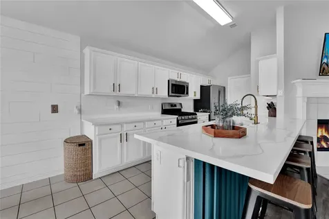 997 Hamilton Street Alvin TX 77511