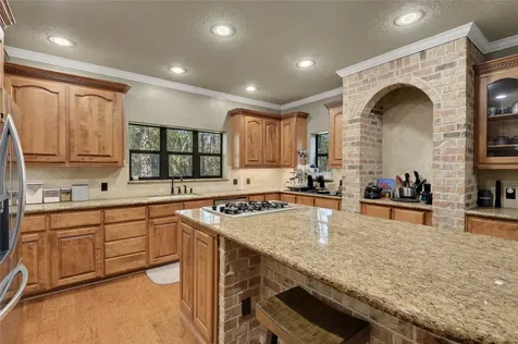 10235 Holly Grove Conroe TX 77304