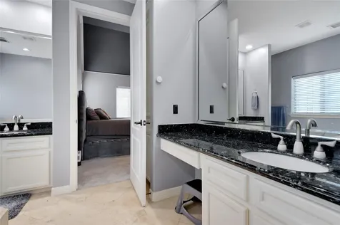 10235 Holly Grove Conroe TX 77304