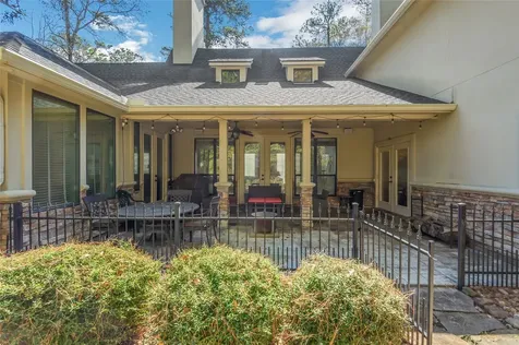 10235 Holly Grove Conroe TX 77304