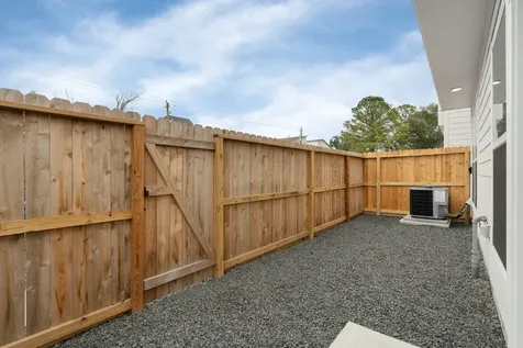 4754 Martin Hill Street Houston TX 77018