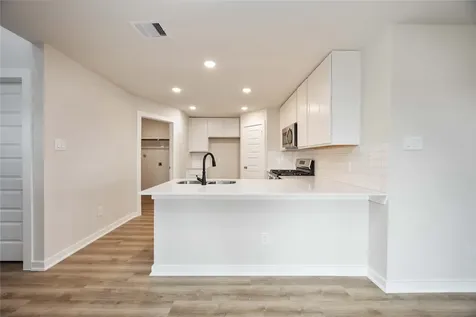 819 Clear Valley Lane Dayton TX 77535