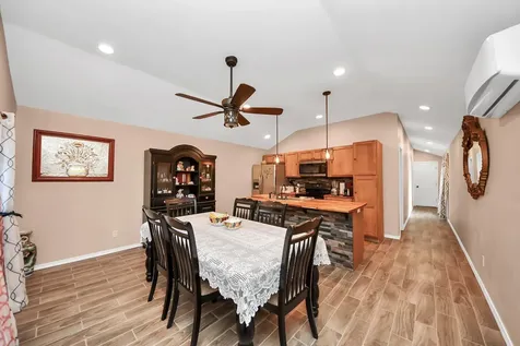 14961 Lamar Road Willis TX 77378