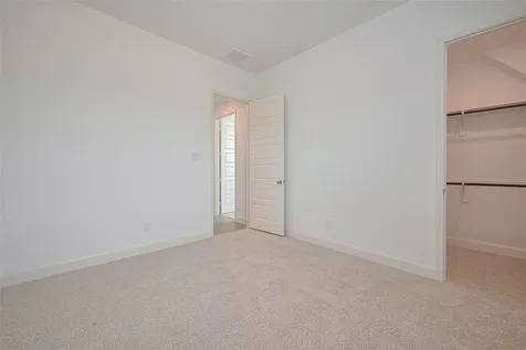2702 Ballast Green Drive Texas City TX 77568