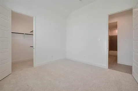 2702 Ballast Green Drive Texas City TX 77568