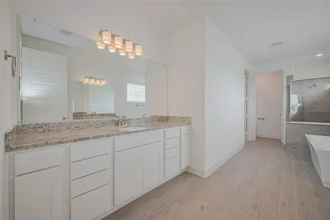 2702 Ballast Green Drive Texas City TX 77568