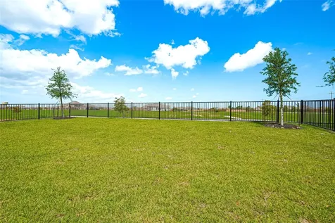 2702 Ballast Green Drive Texas City TX 77568