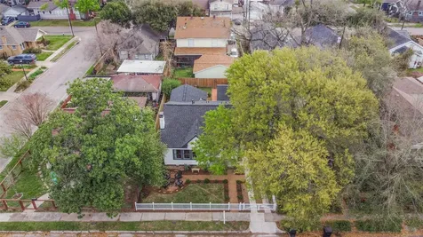 4030 Pineridge Street Houston TX 77009