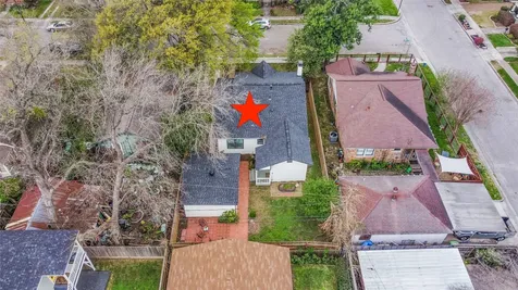 4030 Pineridge Street Houston TX 77009
