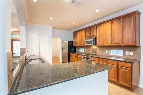 59 W Matisse Meadow The Woodlands TX 77382