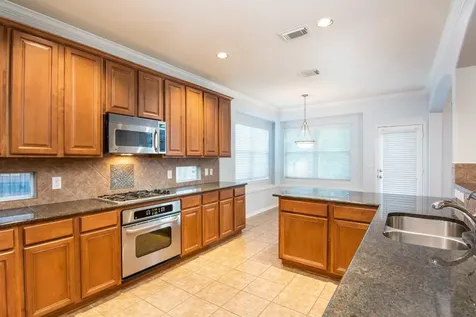 59 W Matisse Meadow The Woodlands TX 77382