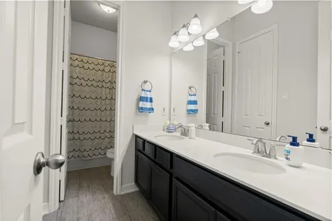 5827 Majestic Harbor Lane Houston TX 77365