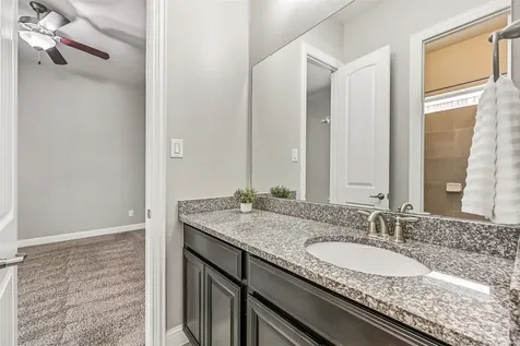 339 Woodway Drive League City TX 77573