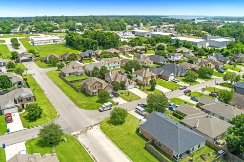18436 Sunrise Pines Drive Montgomery TX 77316