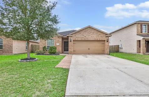 2630 Tracy Lane Highlands TX 77562
