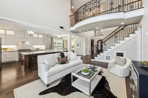 5217 W 43rd Street Houston TX 77092