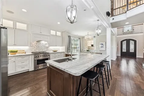 5217 W 43rd Street Houston TX 77092