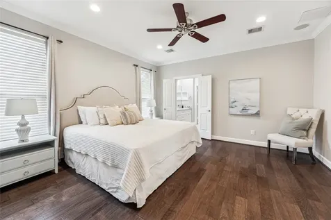 5217 W 43rd Street Houston TX 77092