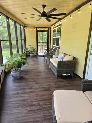 123 White Oak Drive N Woodbranch TX 77357