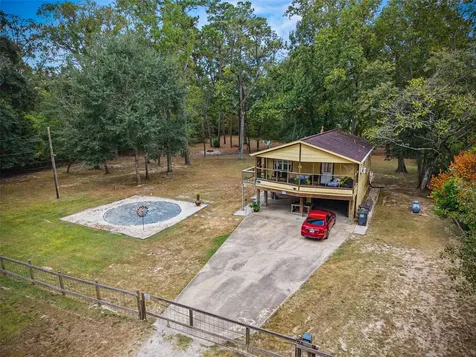 123 White Oak Drive N Woodbranch TX 77357