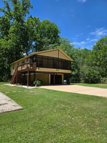 123 White Oak Drive N Woodbranch TX 77357