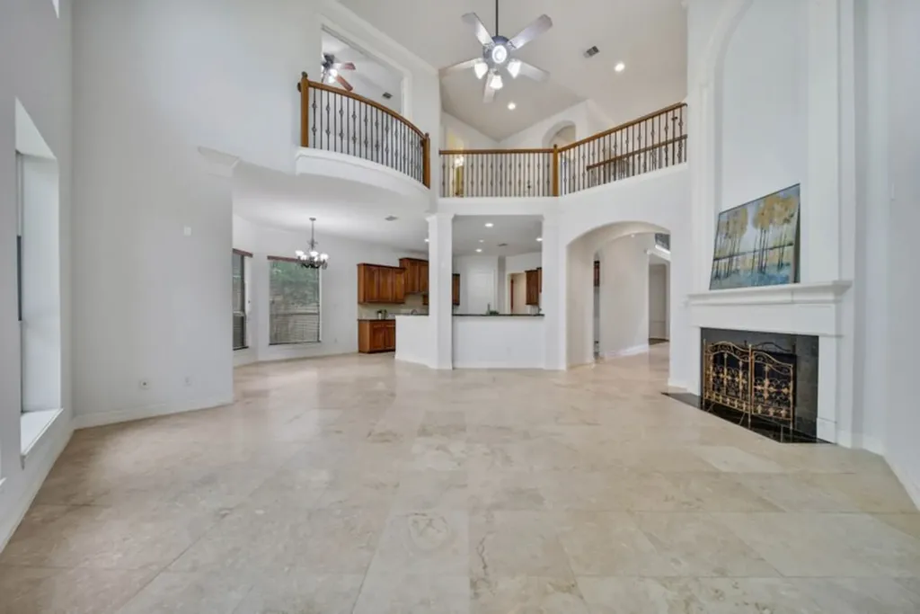 6811 Colonade Trail Sugar Land TX 77479