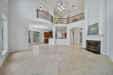 6811 Colonade Trail Sugar Land TX 77479