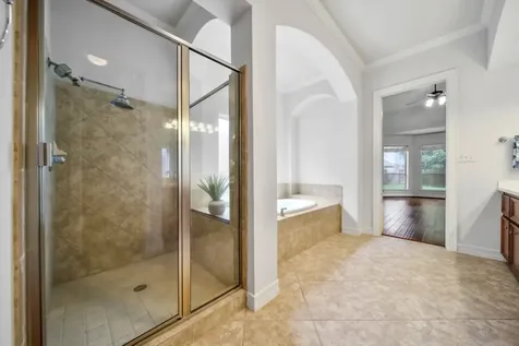 6811 Colonade Trail Sugar Land TX 77479