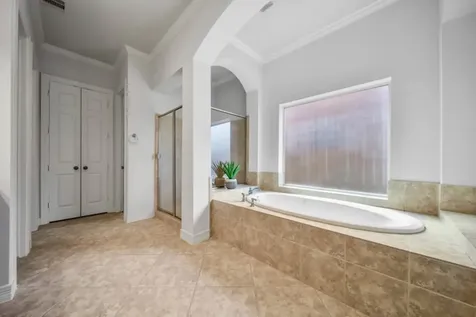 6811 Colonade Trail Sugar Land TX 77479