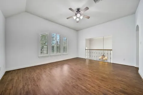 6811 Colonade Trail Sugar Land TX 77479