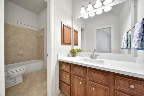 6811 Colonade Trail Sugar Land TX 77479