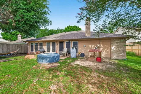 15343 Meadow Village Drive Houston TX 77095