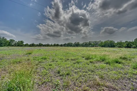 544 E Fm 1291 Round Top TX 78954