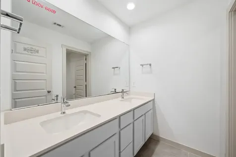818 Starcross Bend Drive Missouri City TX 77459