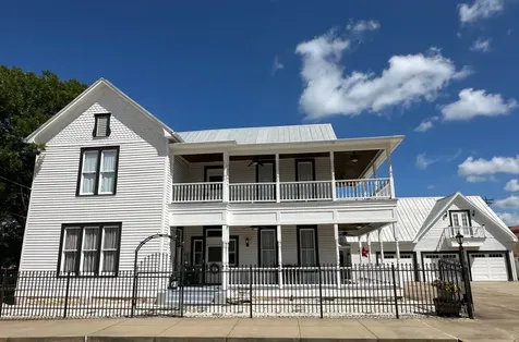 326 W Colorado Street La Grange TX 78945