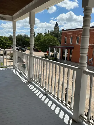 326 W Colorado Street La Grange TX 78945